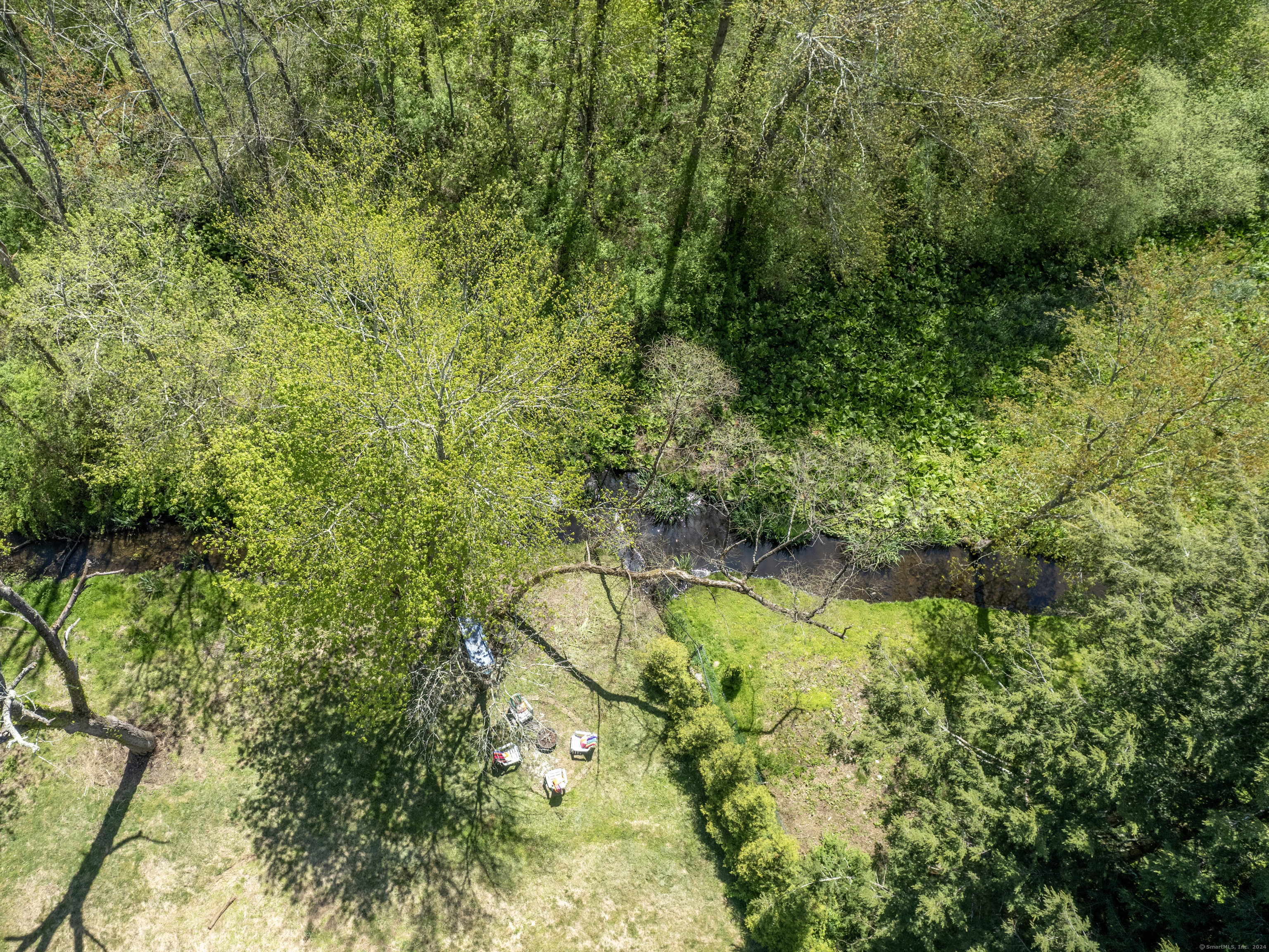 672 Redding Rd