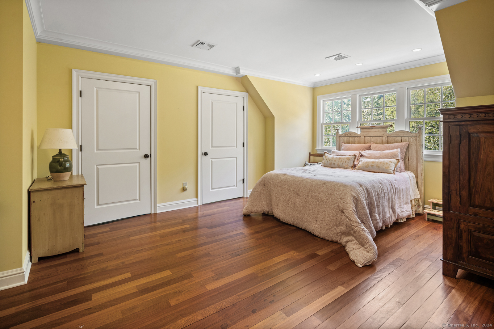 834 North Salem Road