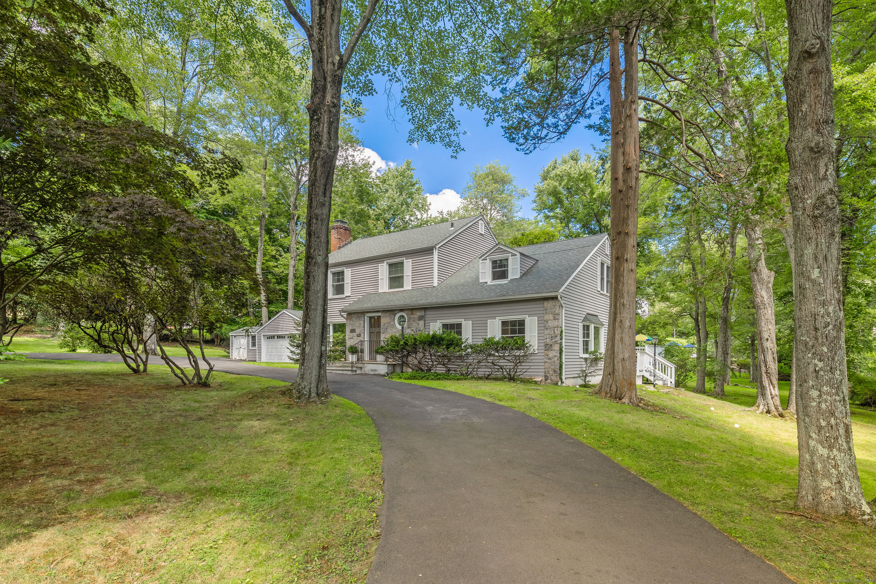 295 Roxbury Road