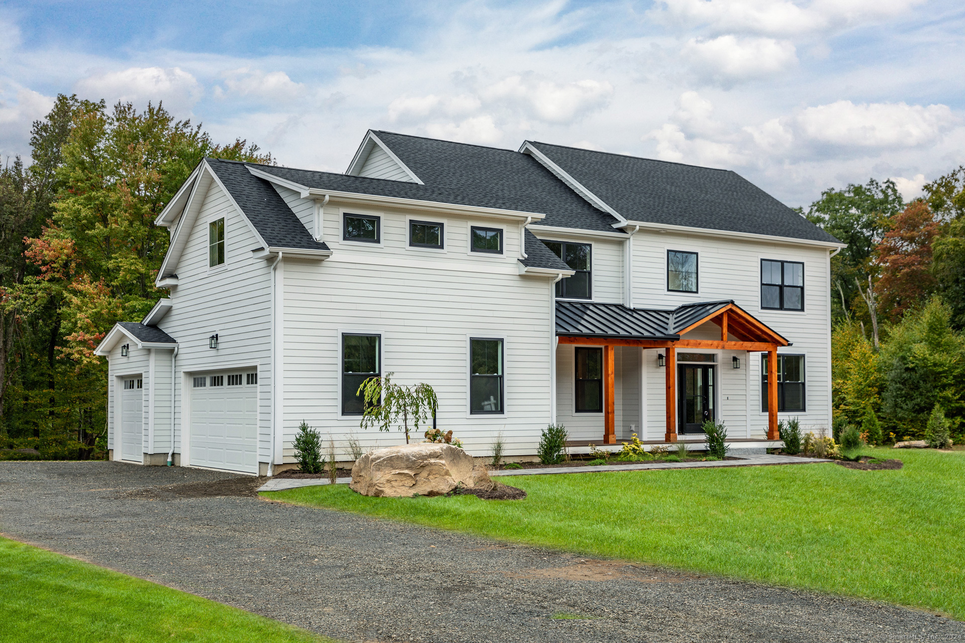 16 Sebastian Trail