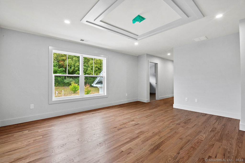 16 Sebastian Trail
