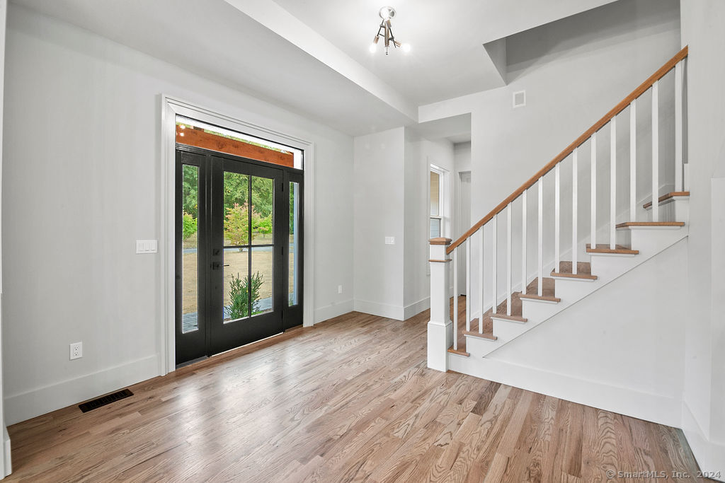 16 Sebastian Trail