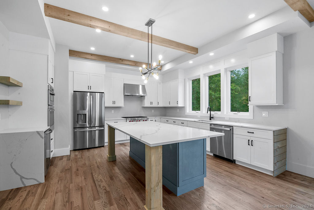16 Sebastian Trail