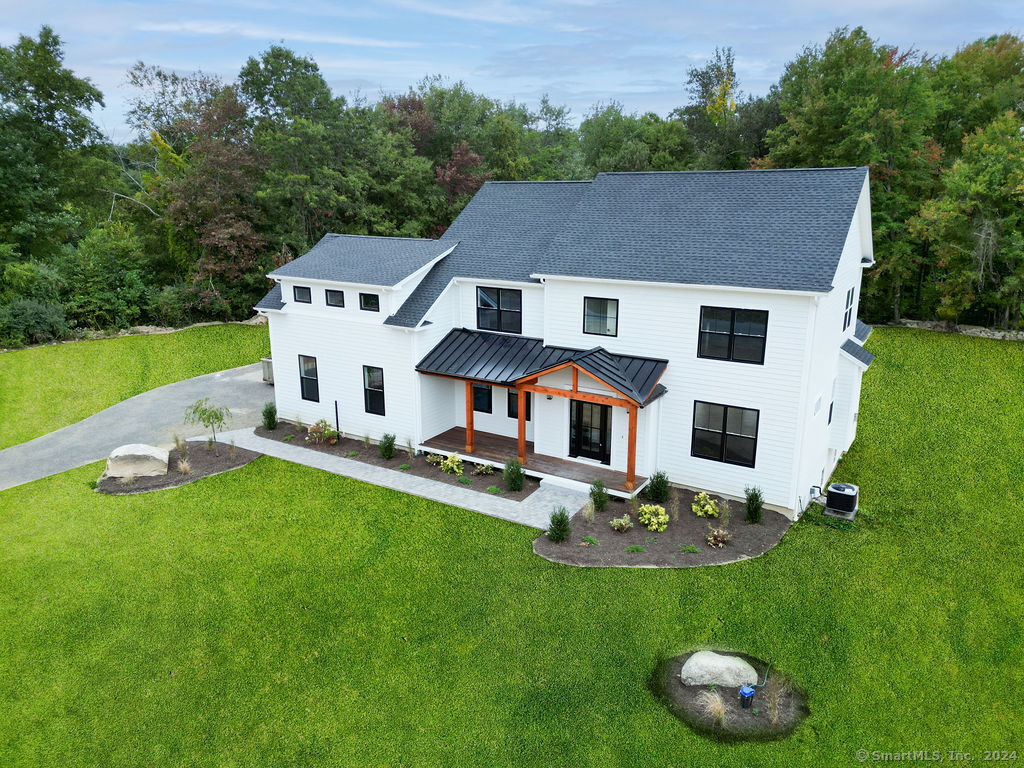 16 Sebastian Trail
