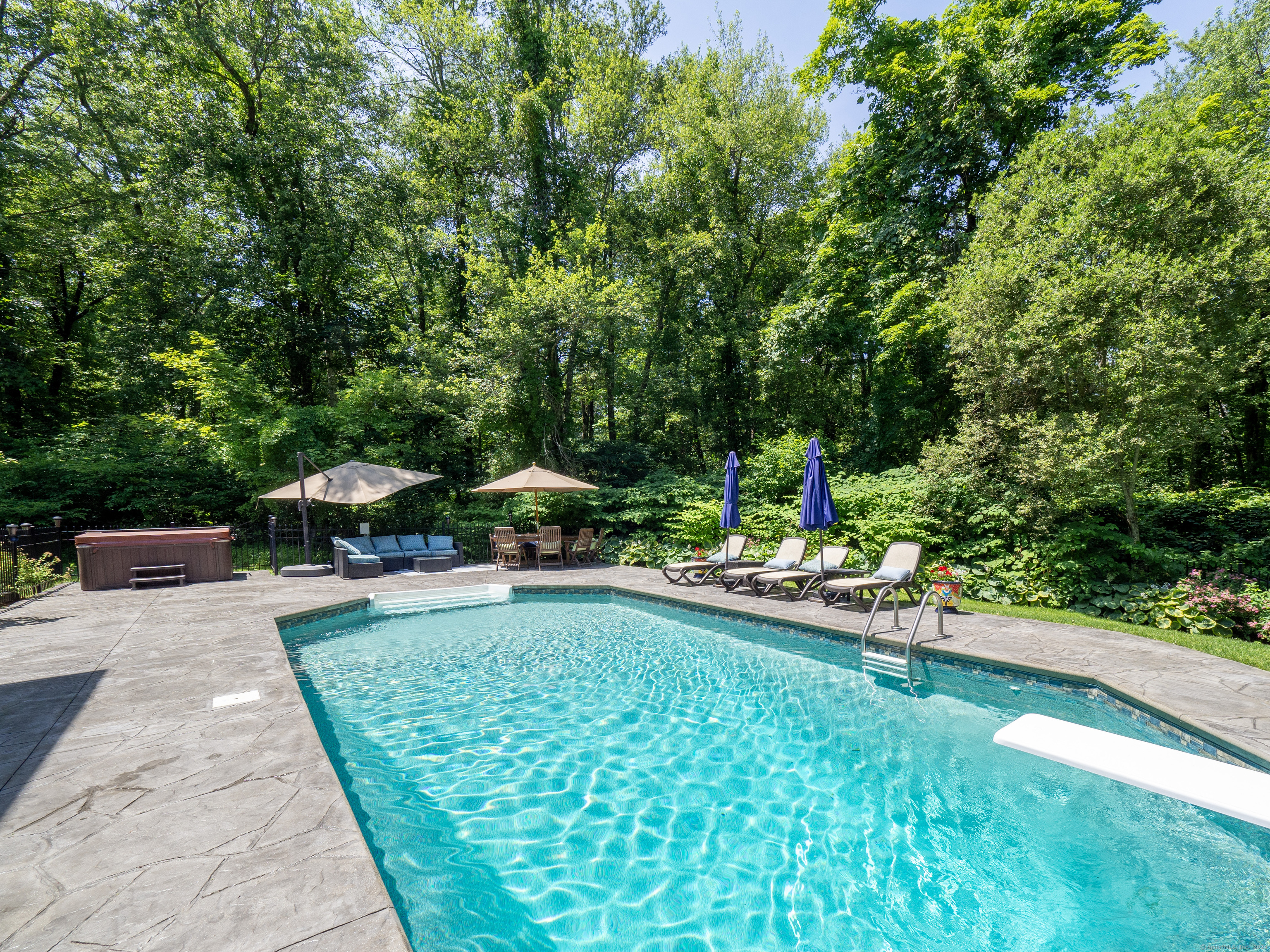 62 High Ridge Road