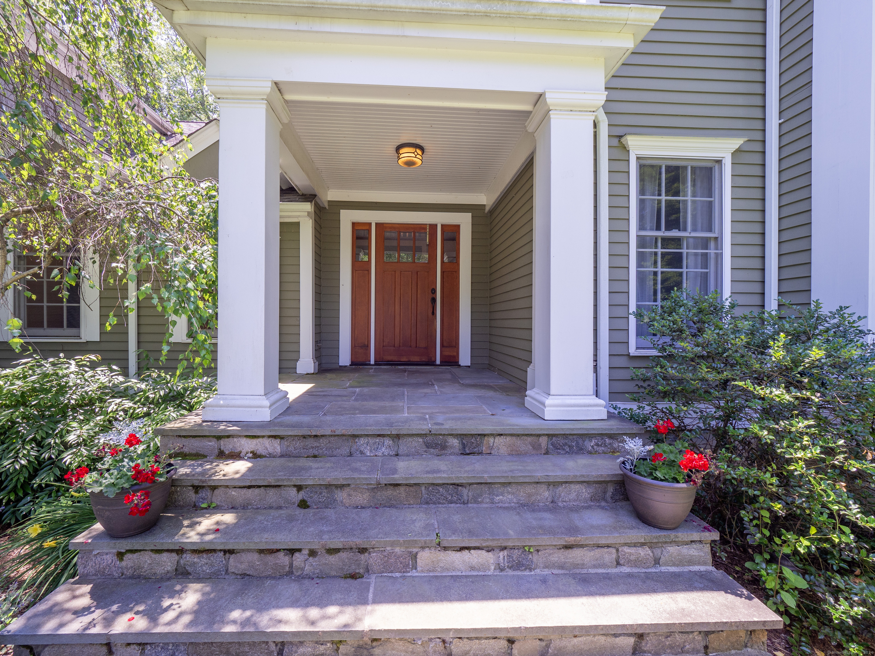 62 High Ridge Road