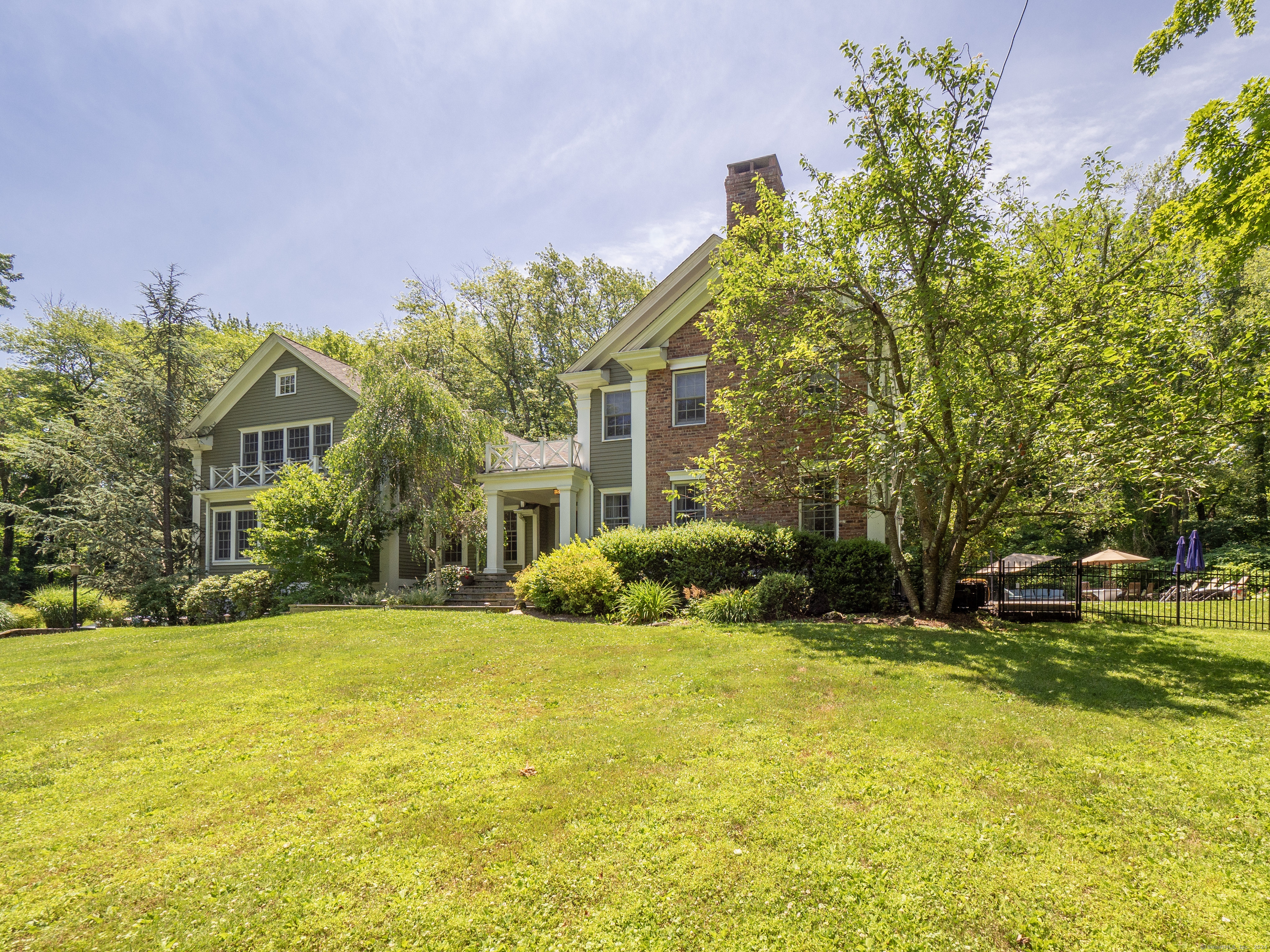 62 High Ridge Road