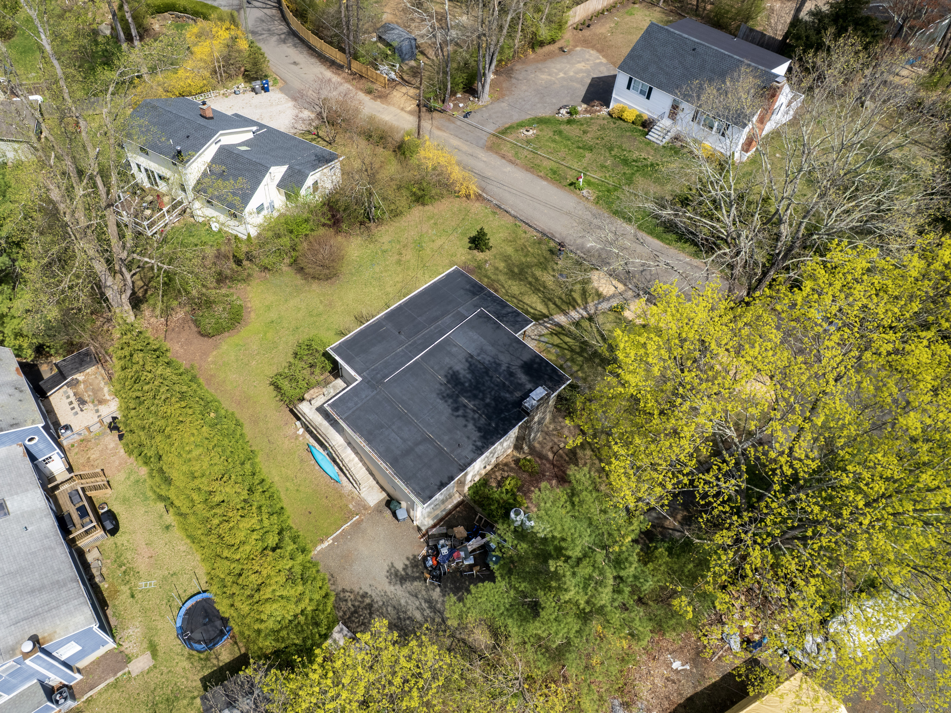 49 Crest Road