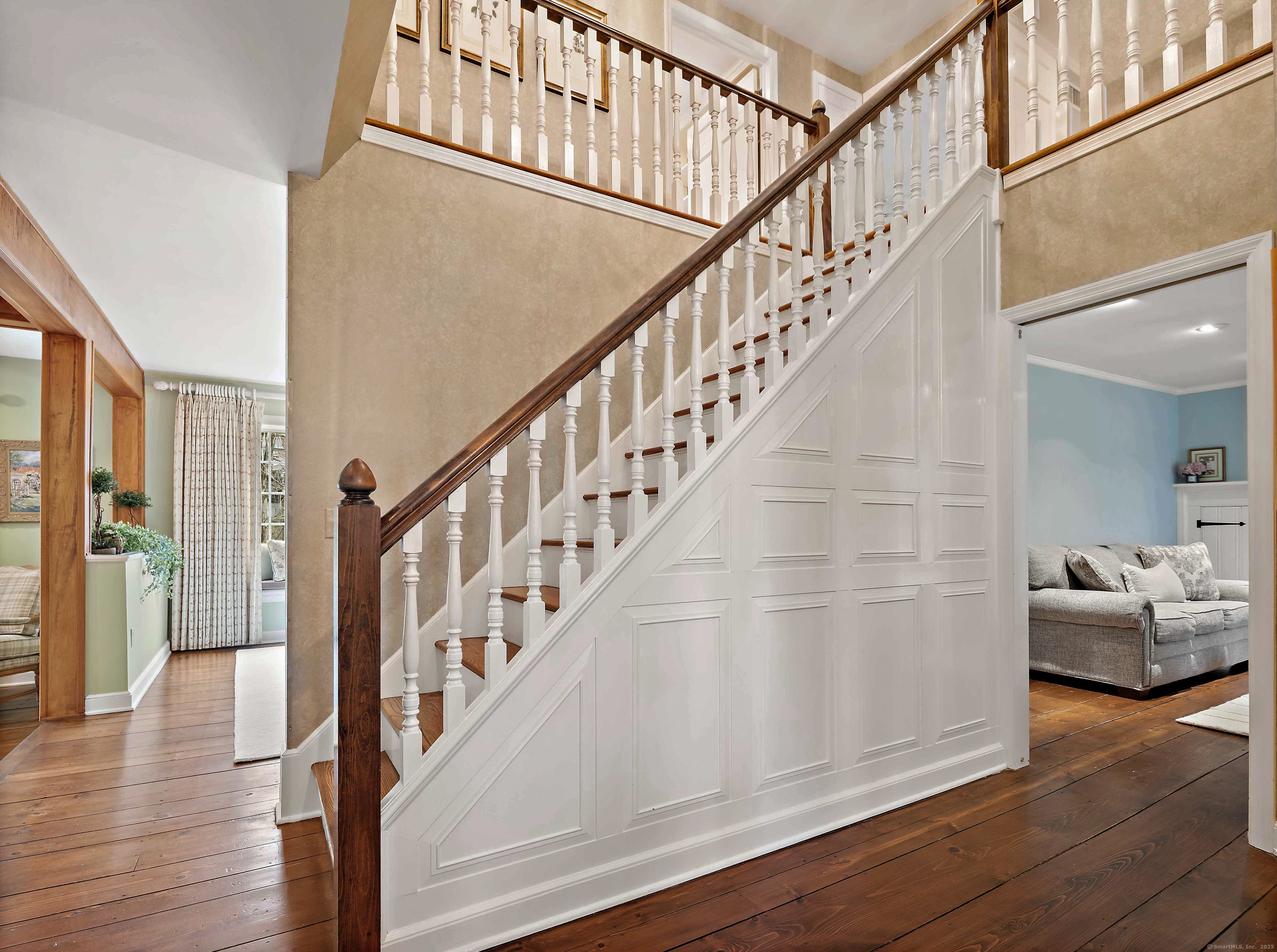 4 Ledgewood Road
