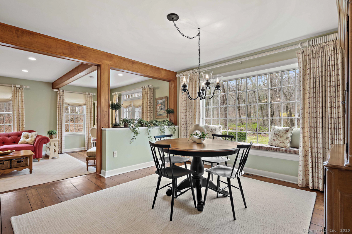 4 Ledgewood Road