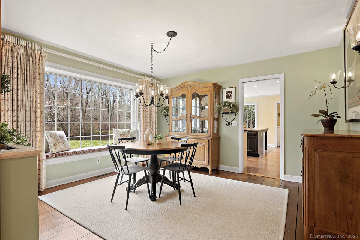 4 Ledgewood Road