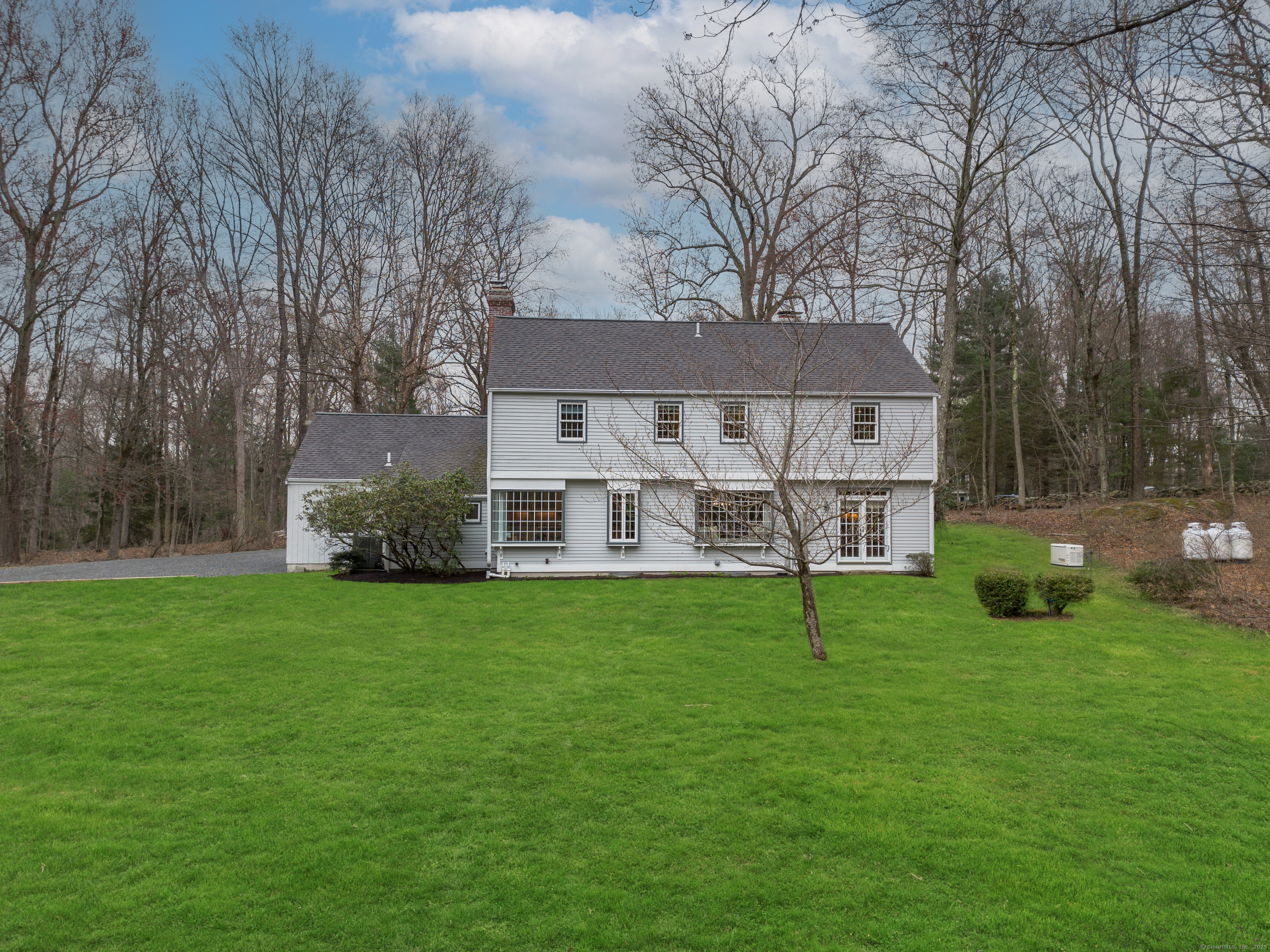 4 Ledgewood Road