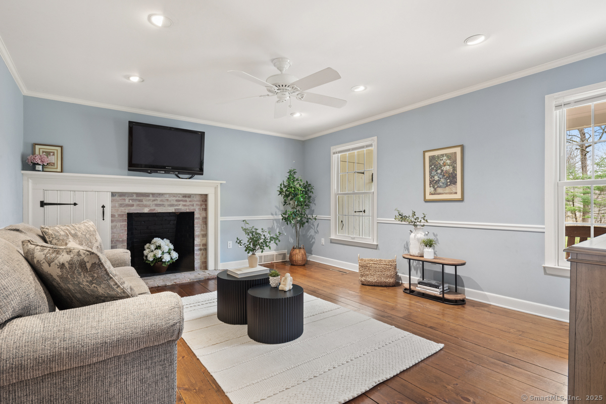4 Ledgewood Road