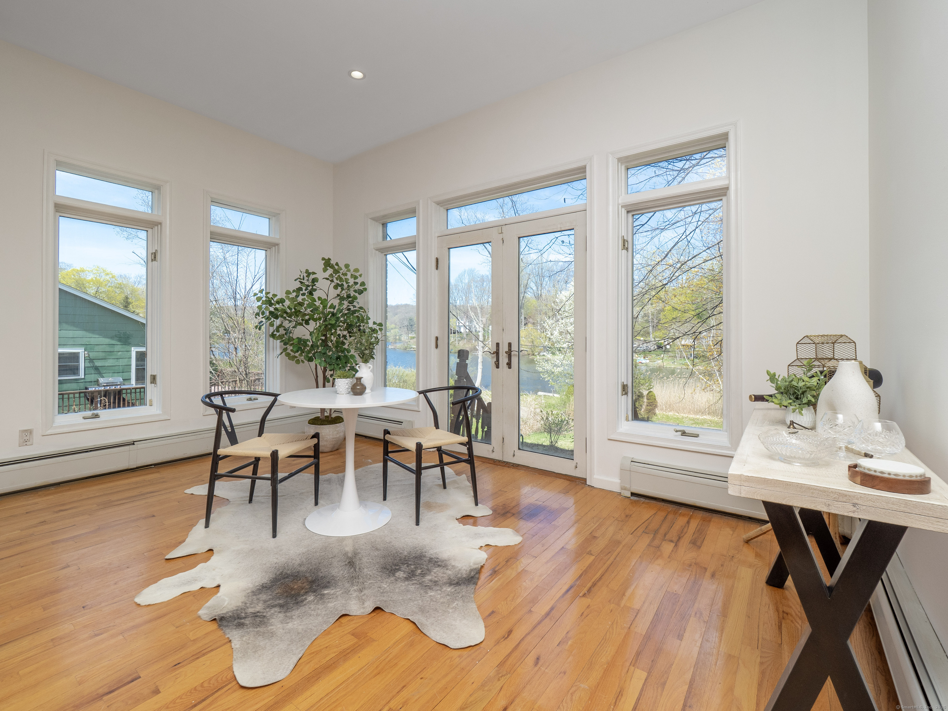 145 Lakeside Drive