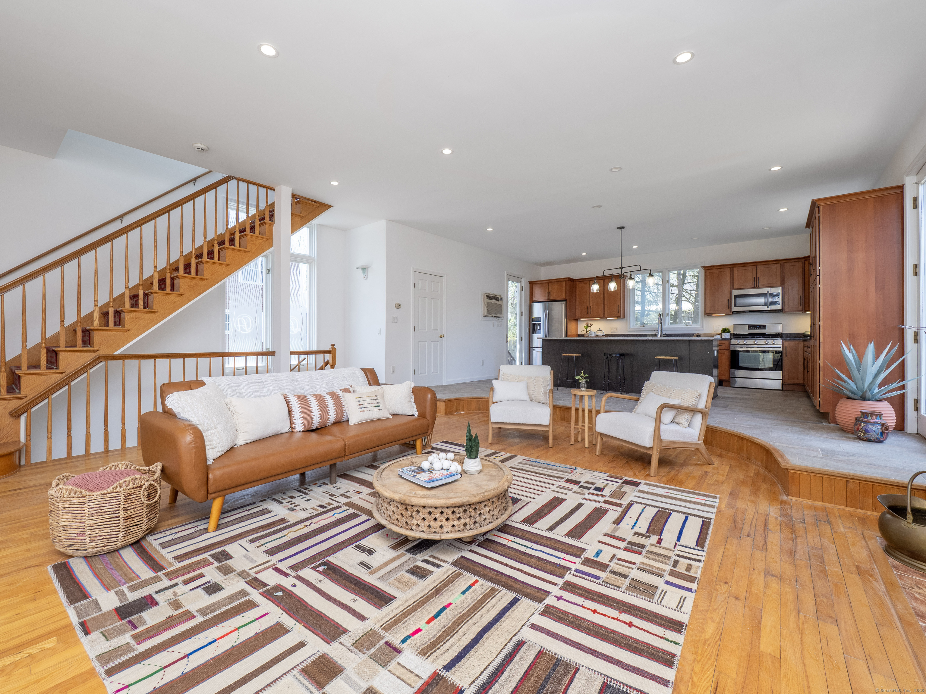 145 Lakeside Drive