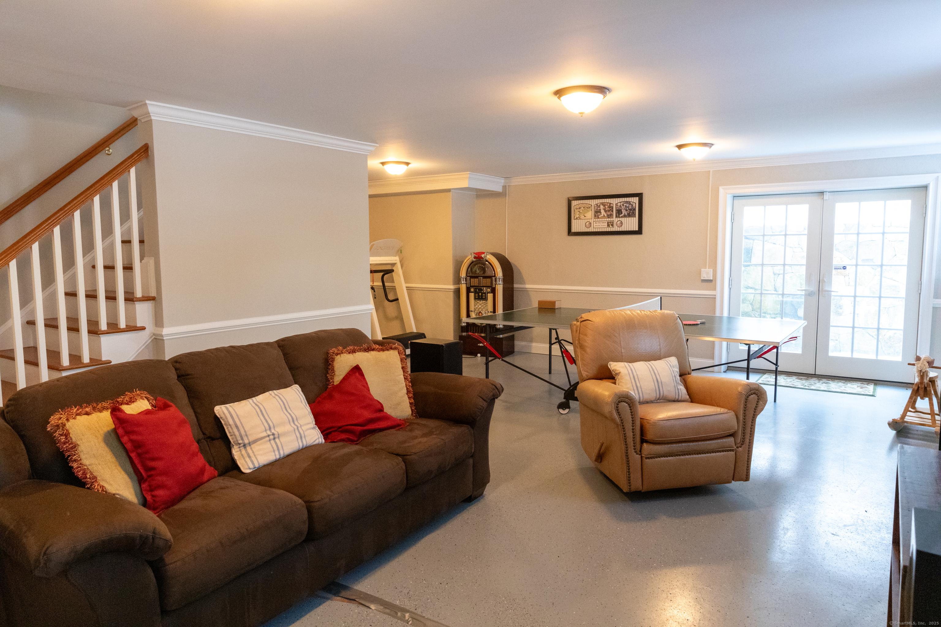 211 High Ridge Avenue
