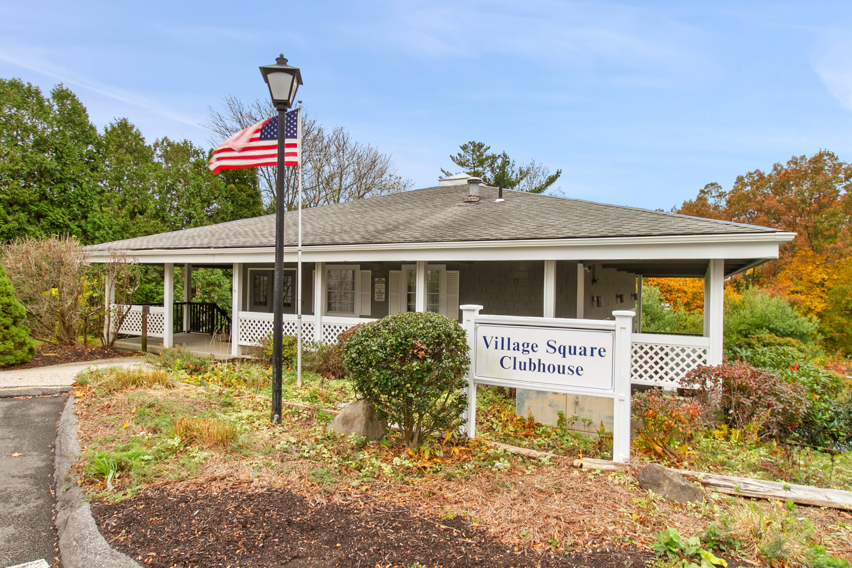 93 Park Avenue 1307