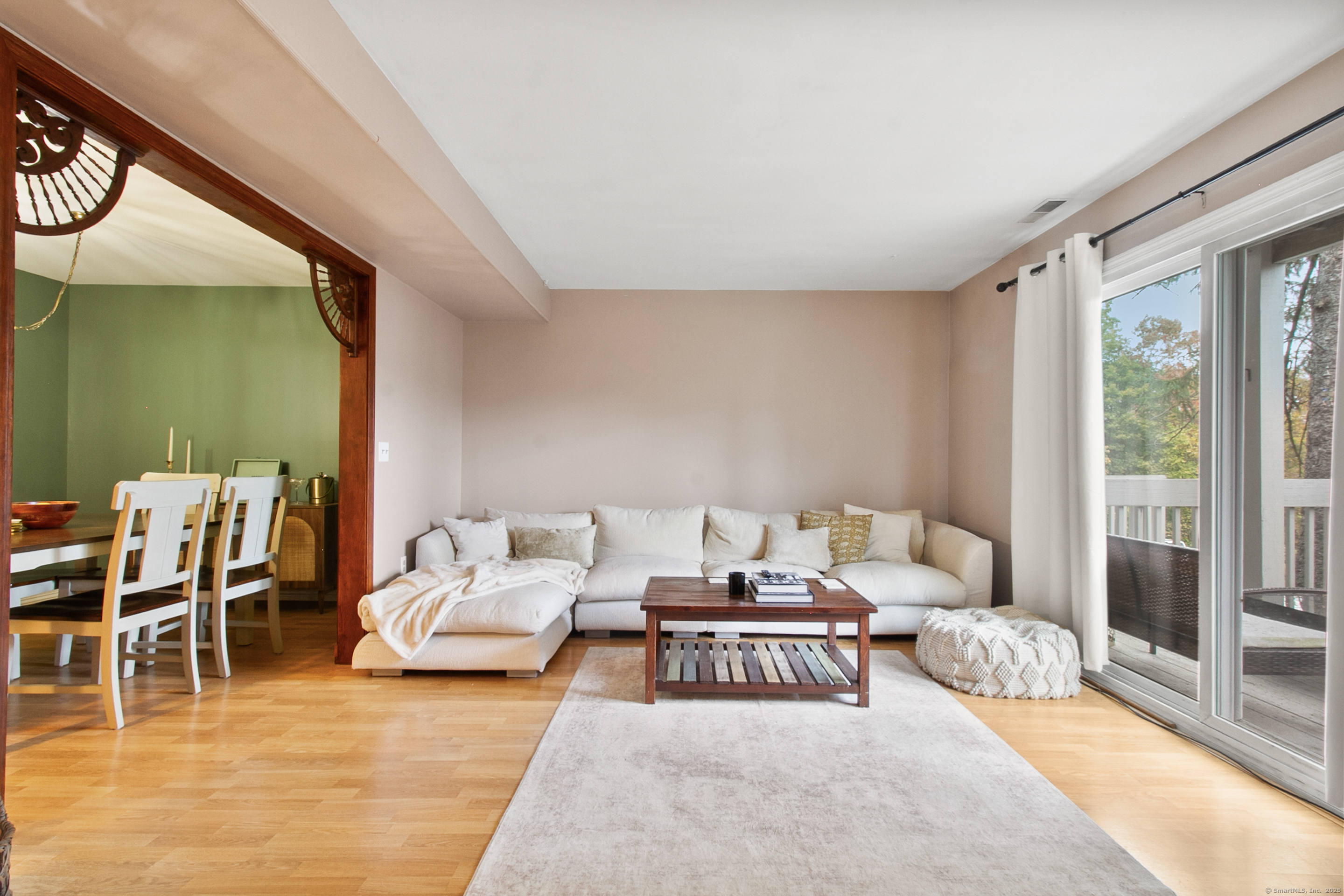 93 Park Avenue 1307