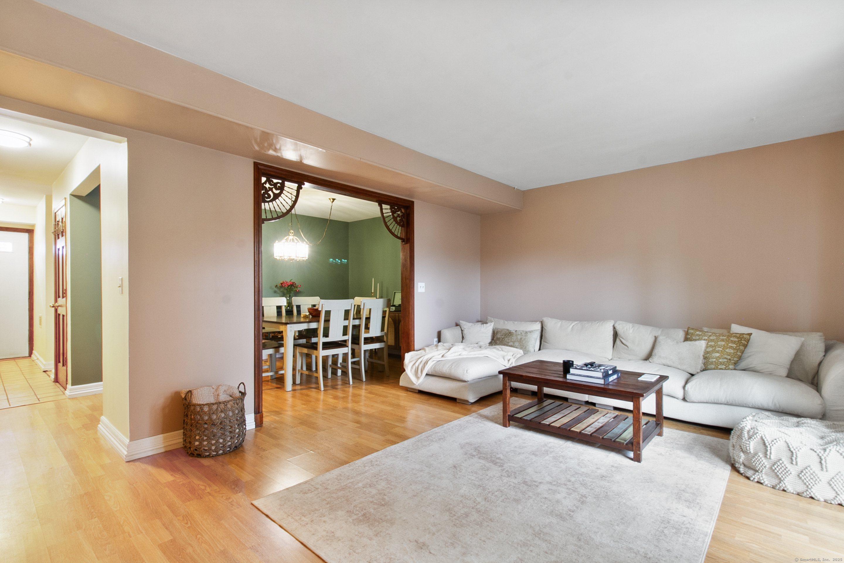 93 Park Avenue 1307