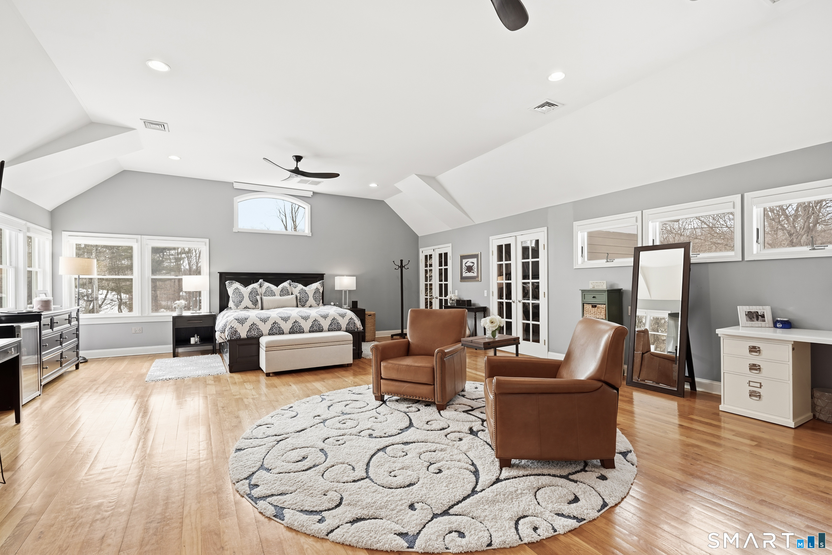 74 Black Rock Turnpike