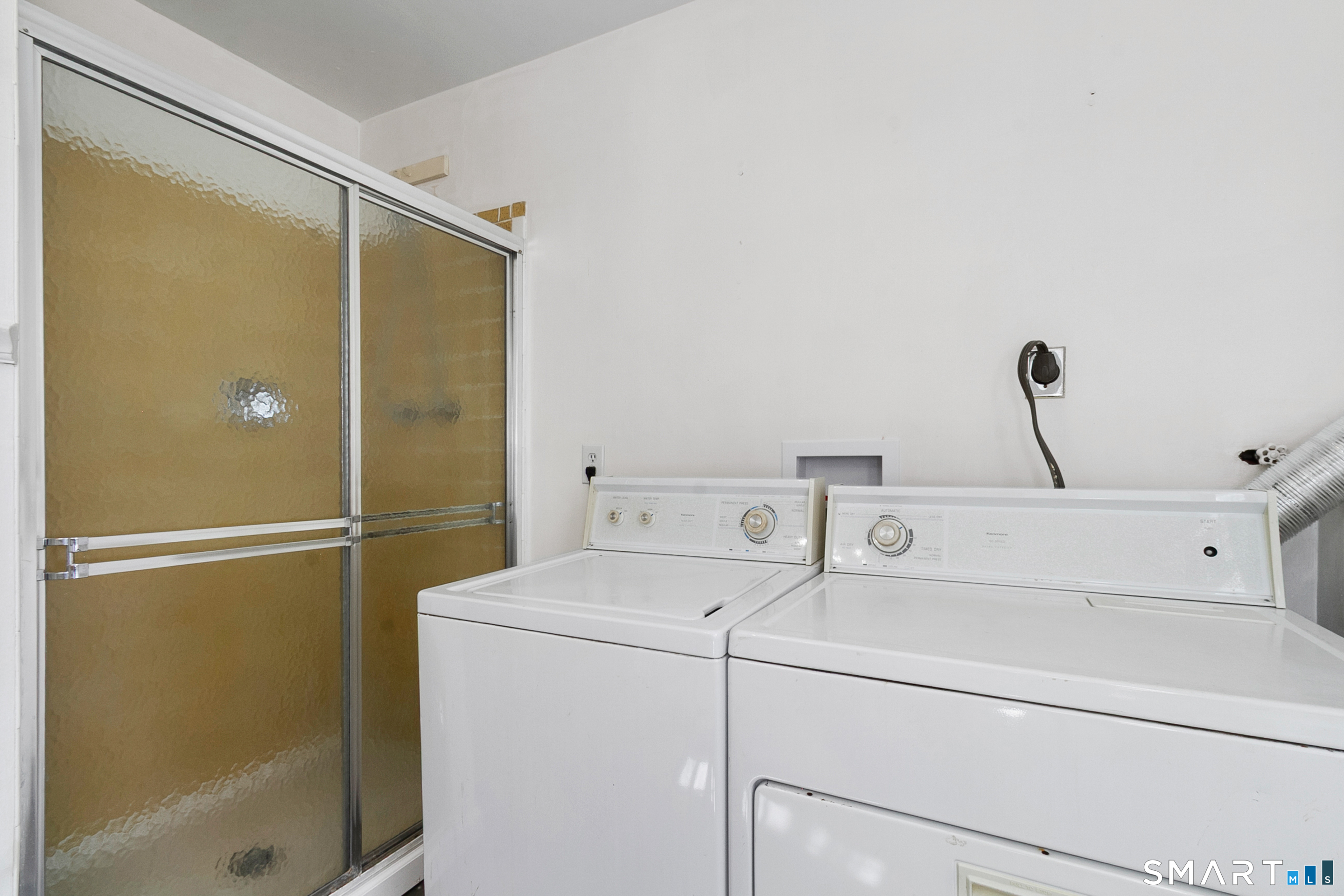 21 Hawley Rd Extension