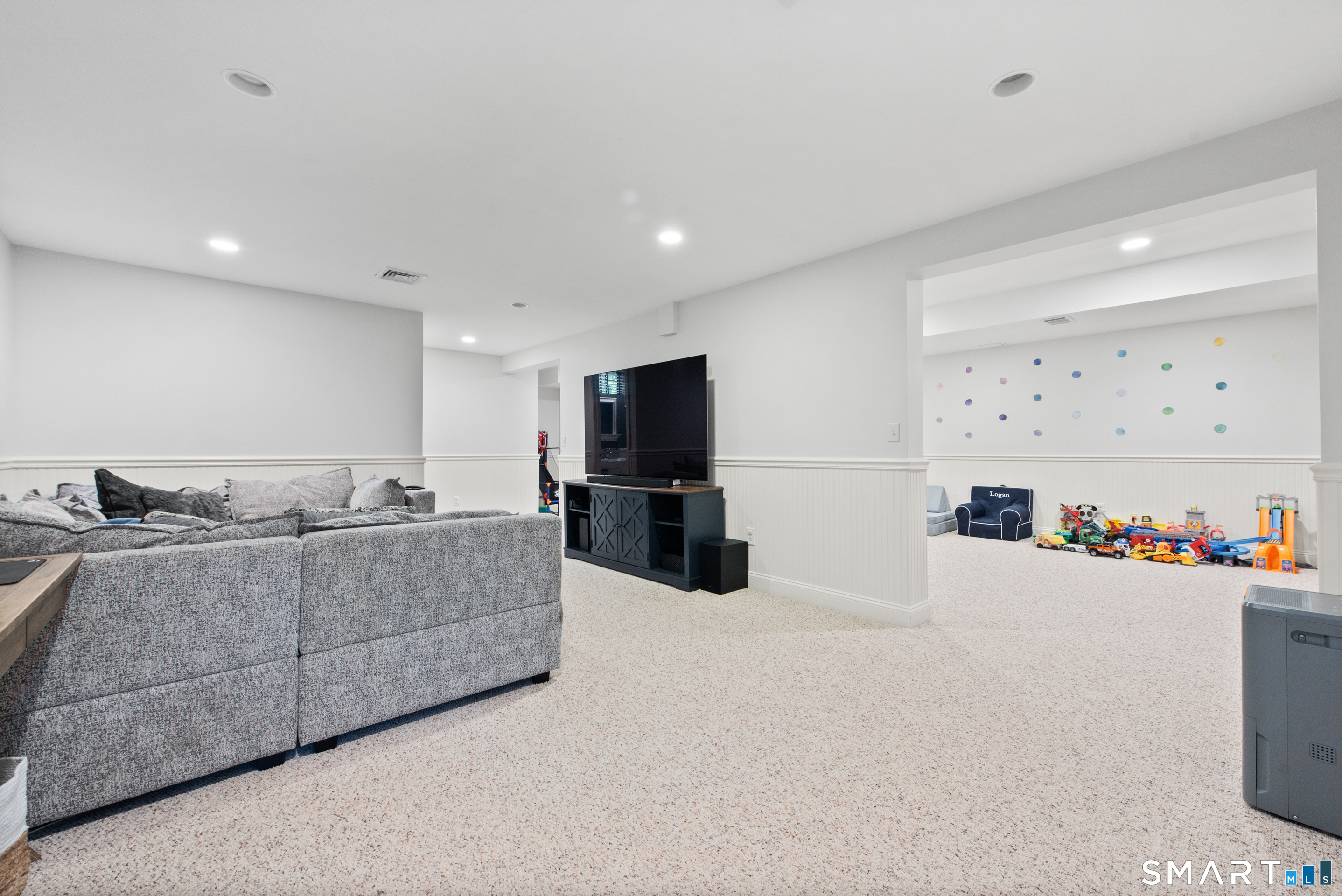 8 Windy Hill Road