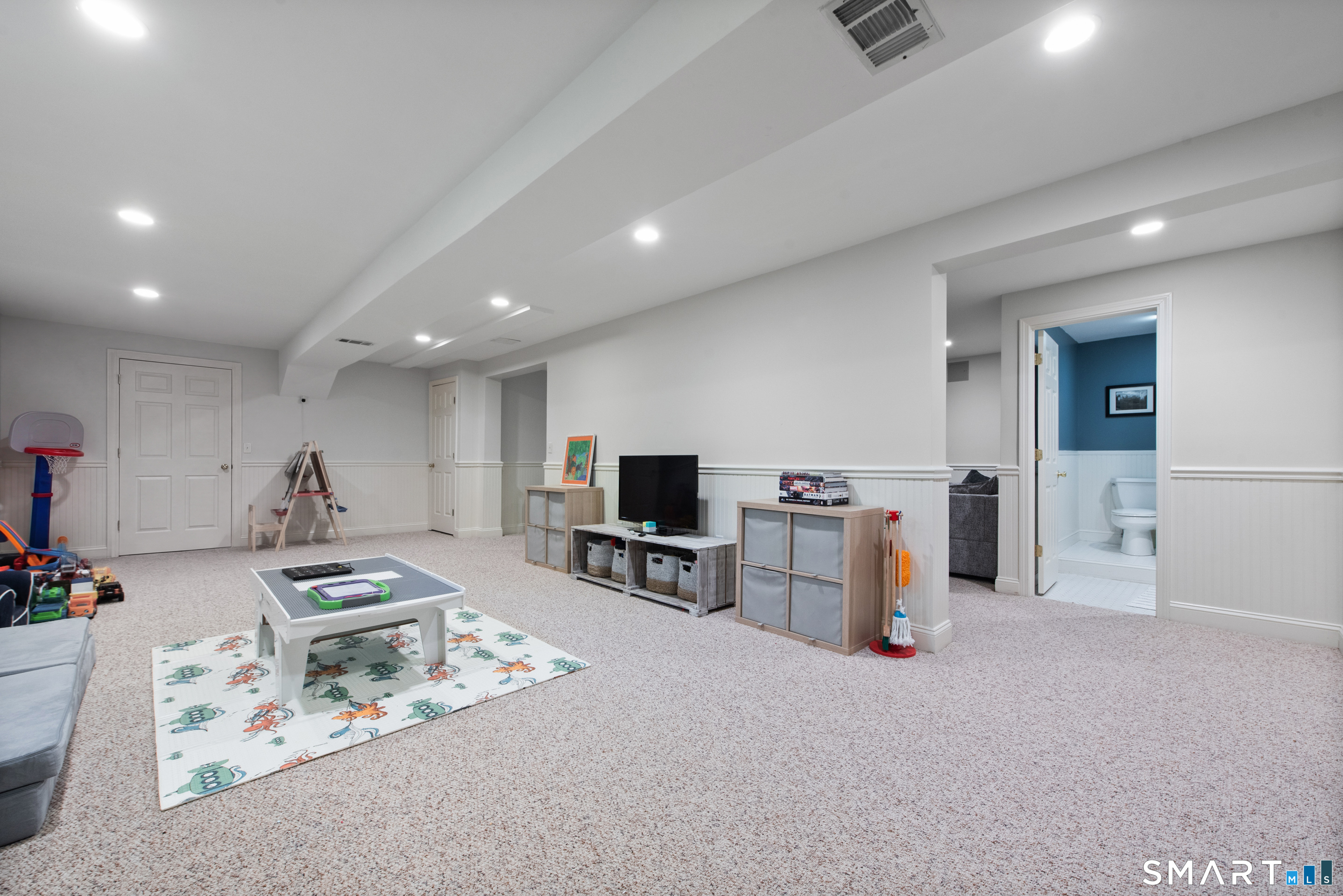 8 Windy Hill Road