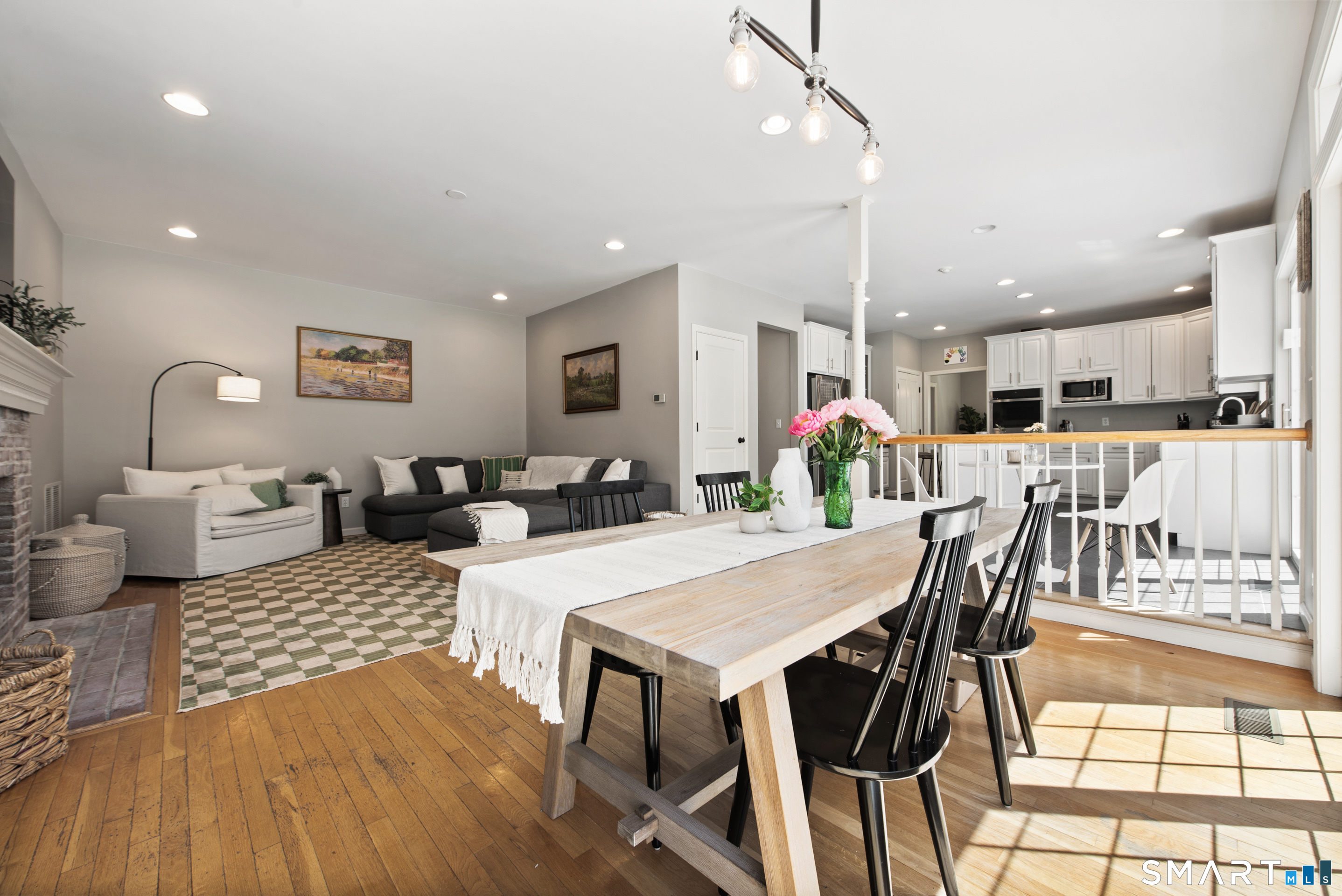 8 Windy Hill Road