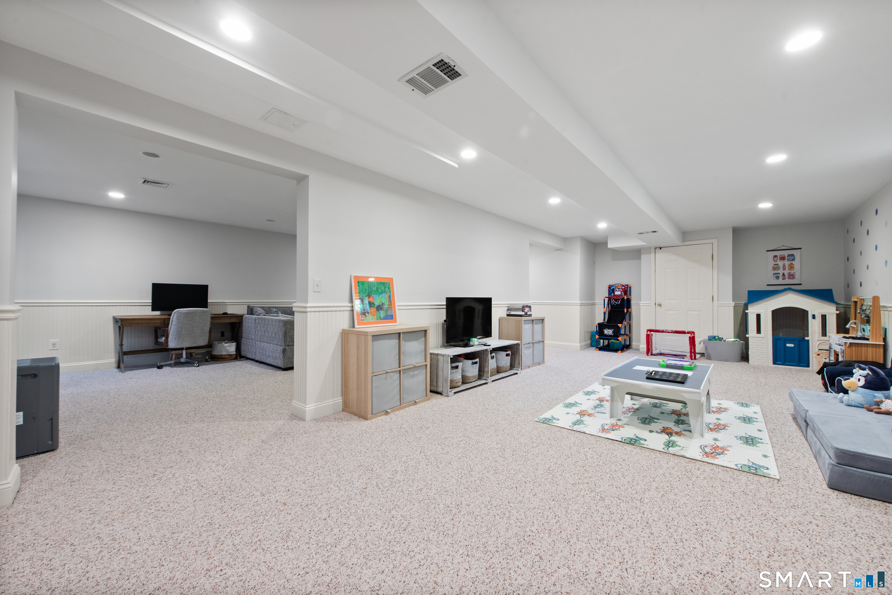8 Windy Hill Road