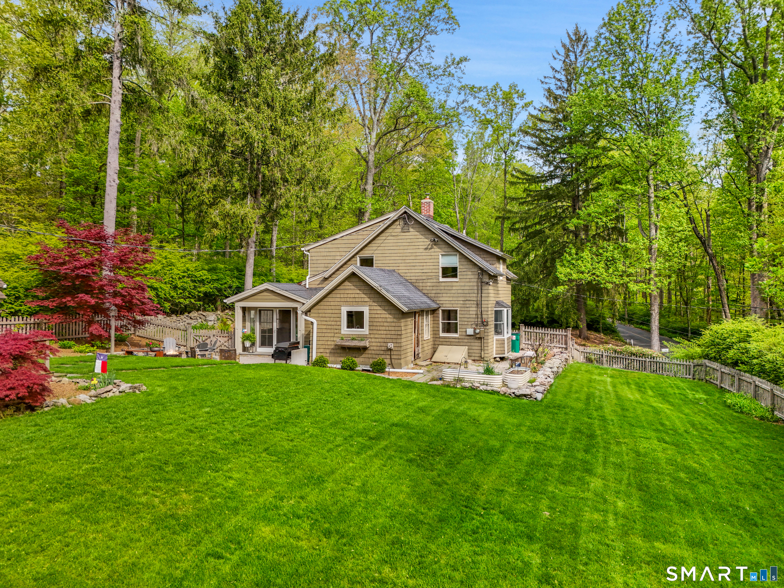 81 Pinetree Road