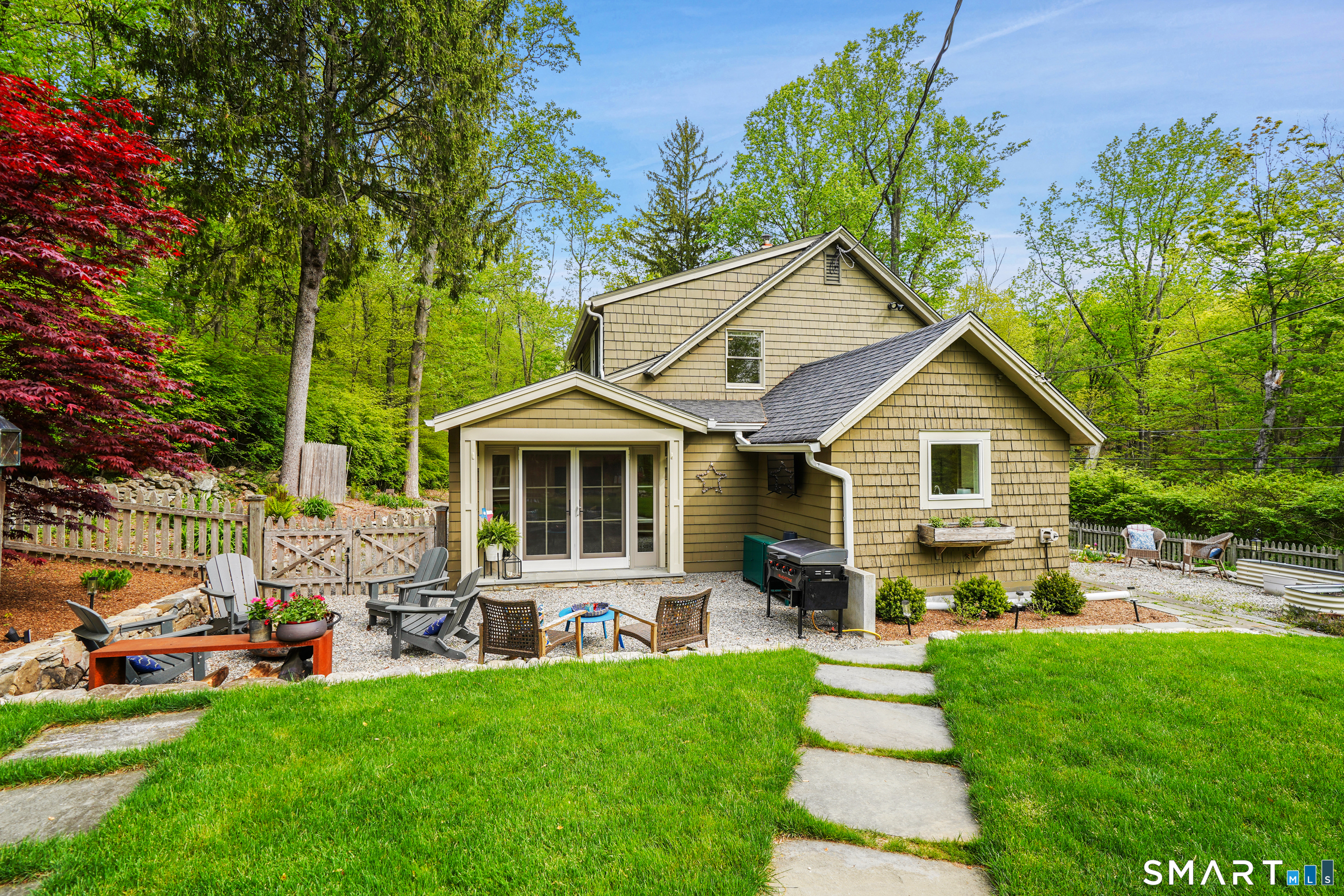 81 Pinetree Road