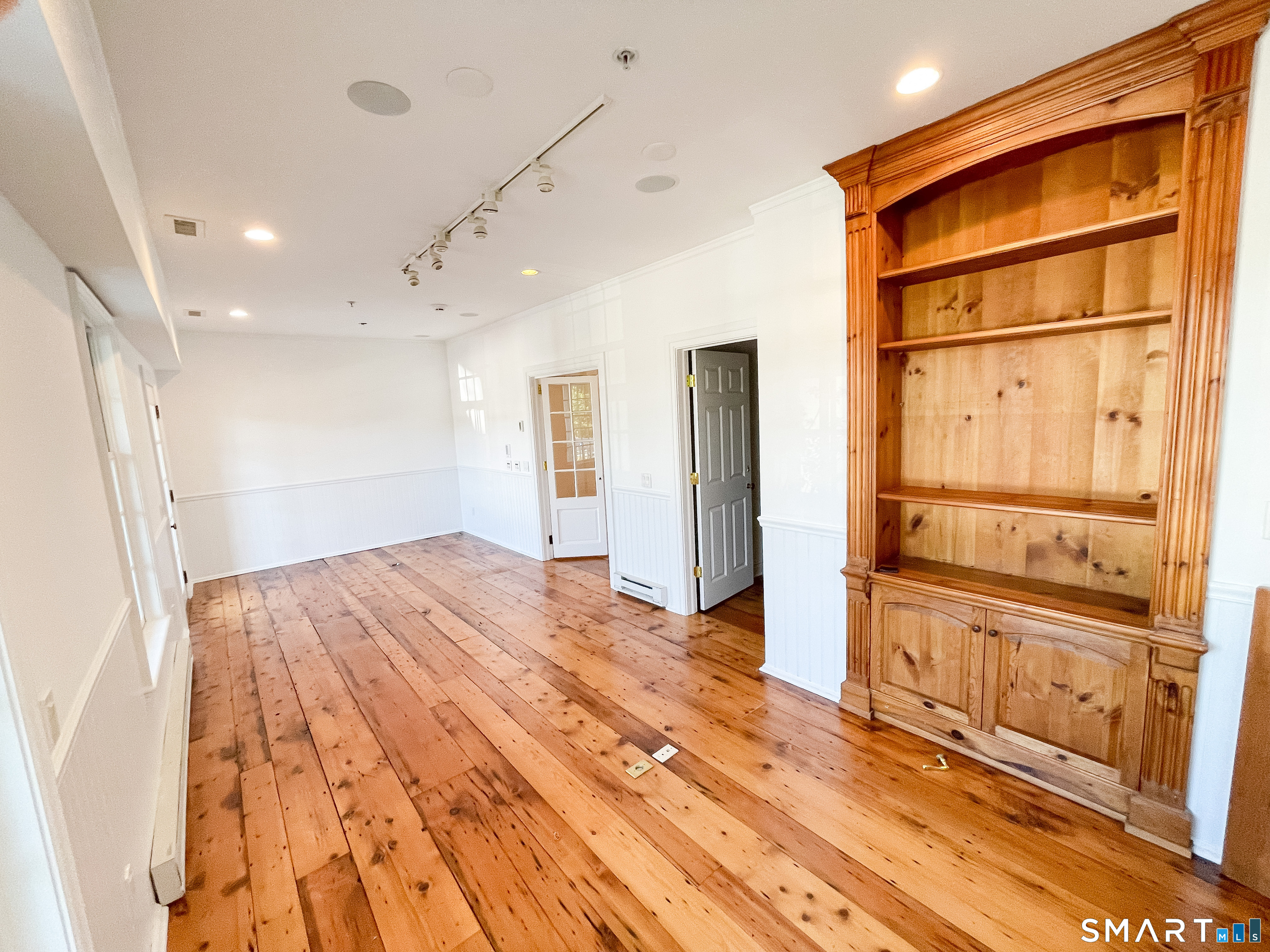 28A Main Street