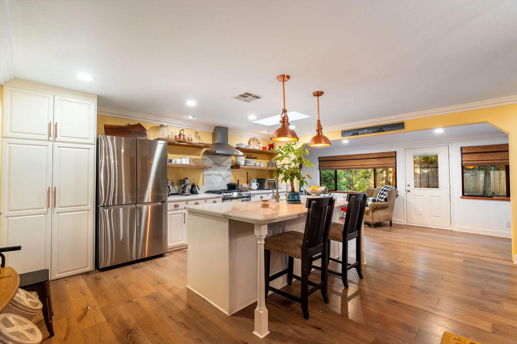 25255 Nestwa Trail