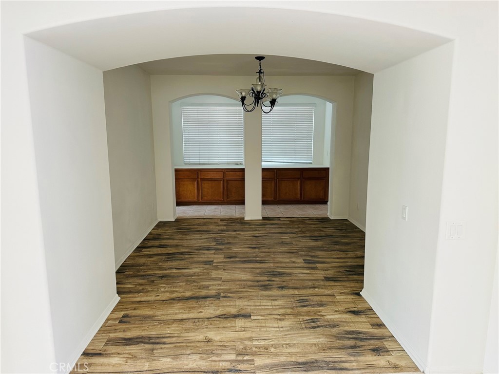 29271 Meandering Circle