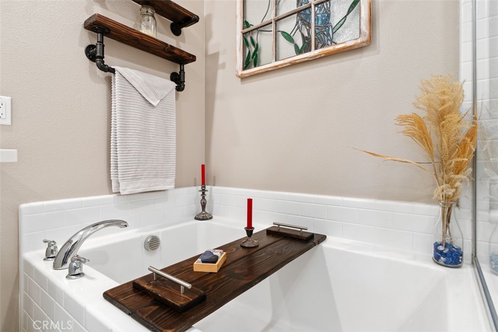 28982 Cattleman Circle