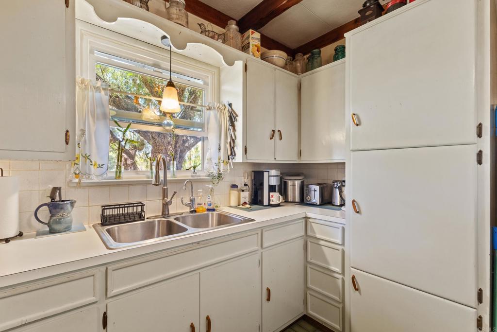 246 Robelini Dr