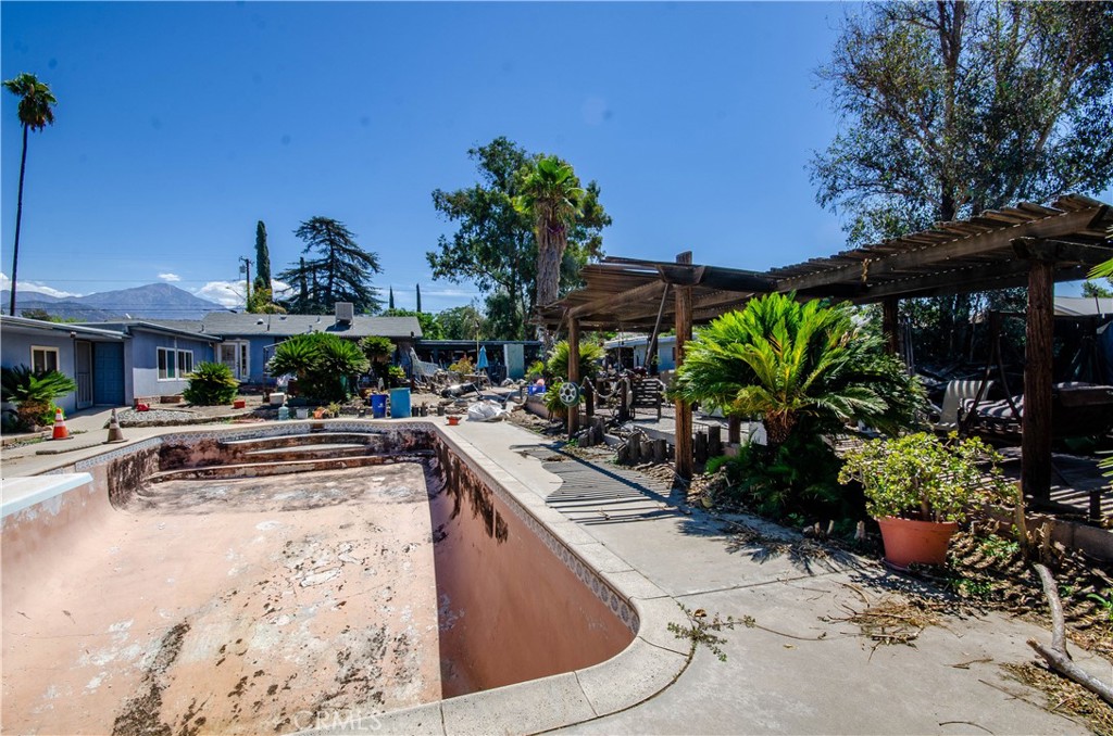 1339 Olivine Avenue