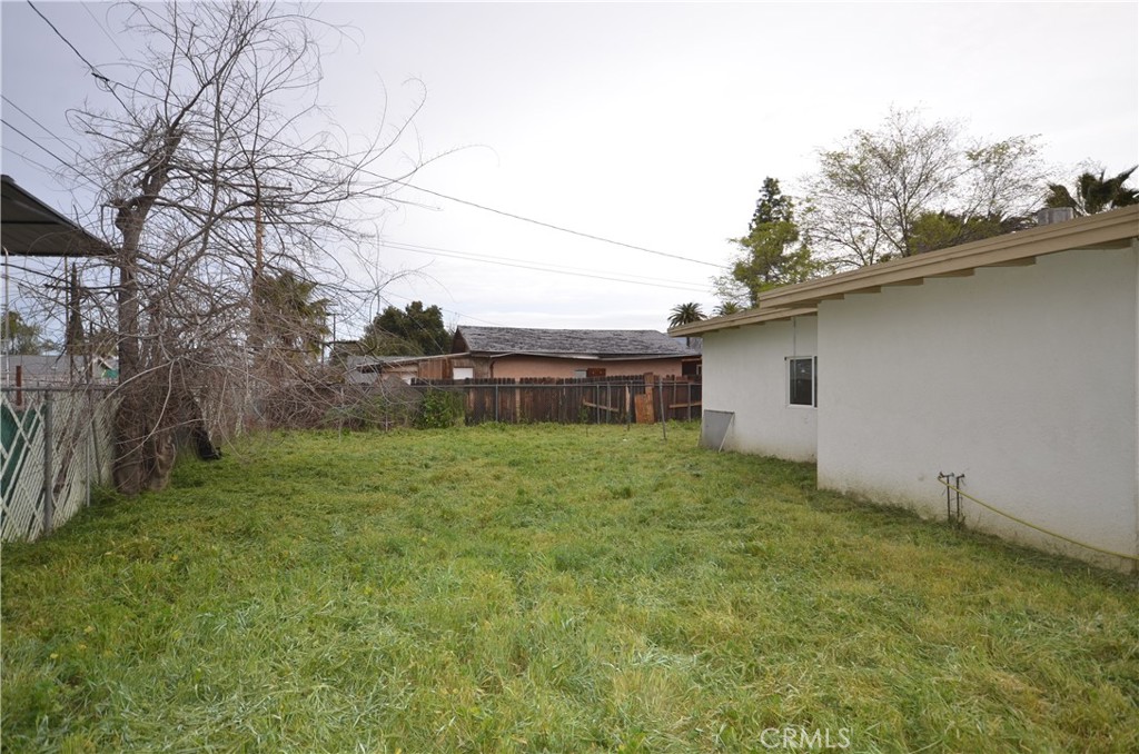 435 N Thompson Street