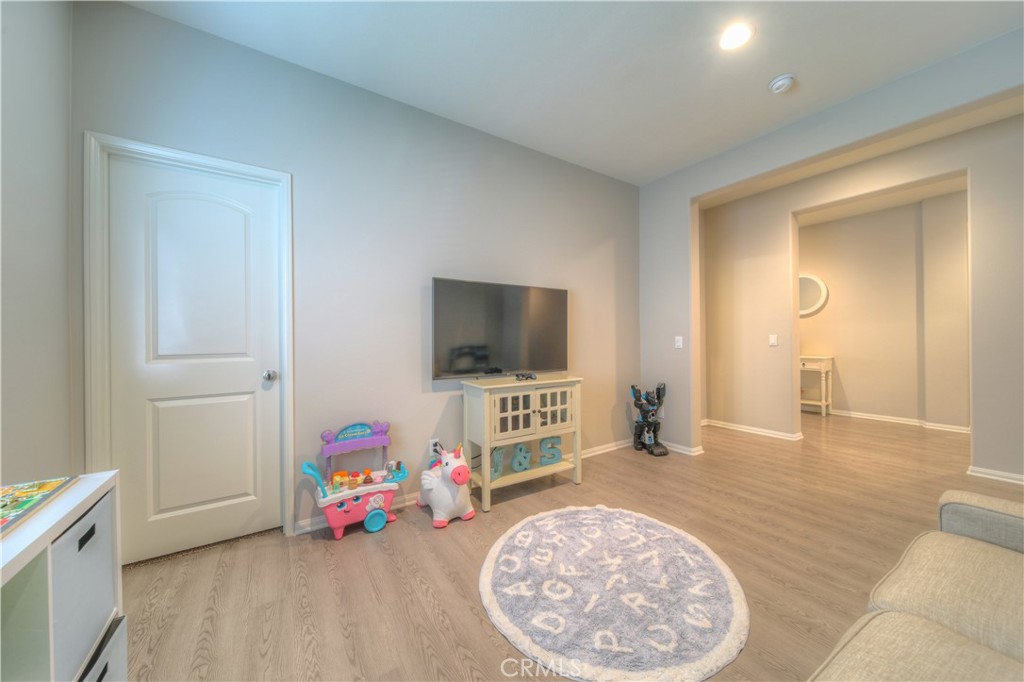 24440 Reserve Court