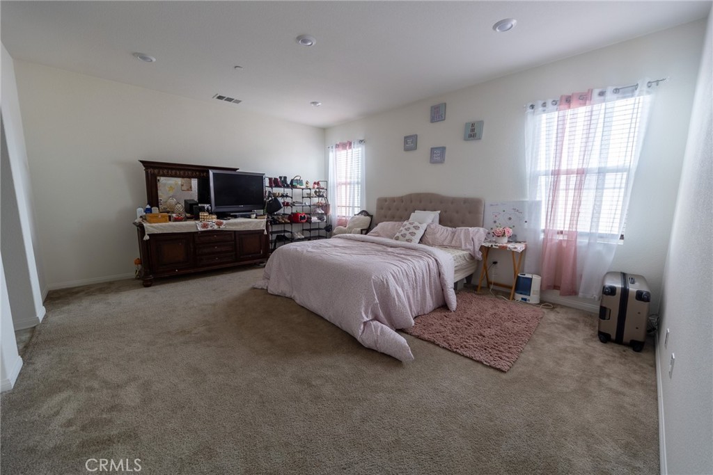 31922 English Court