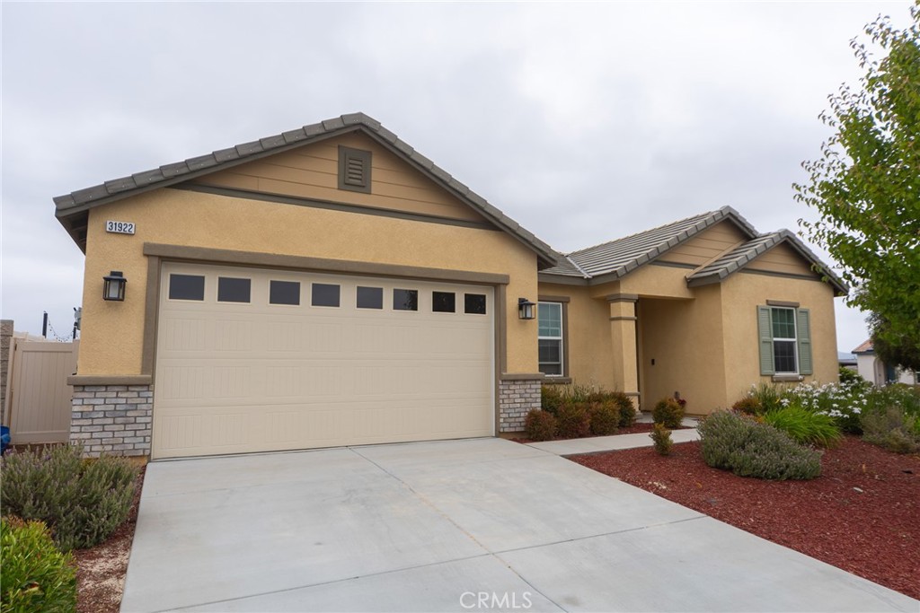 31922 English Court