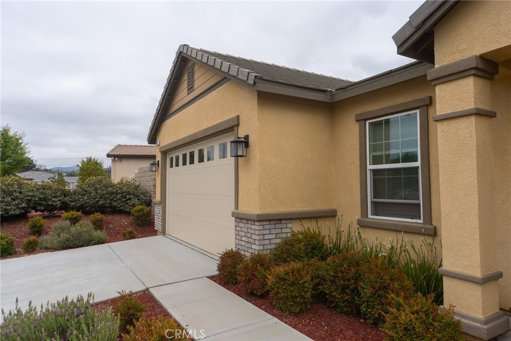 31922 English Court