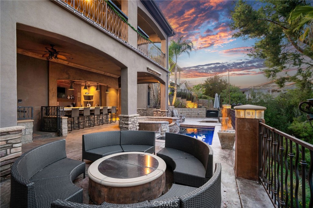 22430 Canyon Lake Drive S