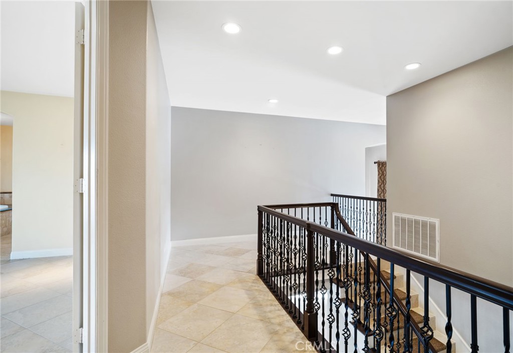 22430 Canyon Lake Drive S