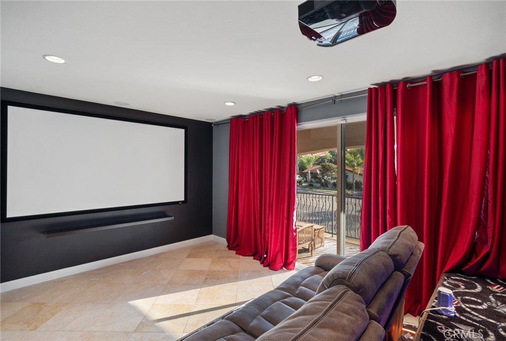 22430 Canyon Lake Drive S