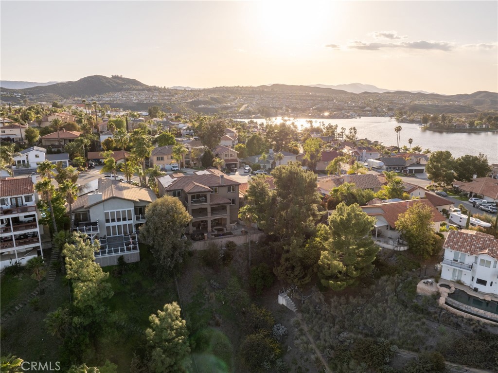 22430 Canyon Lake Drive S