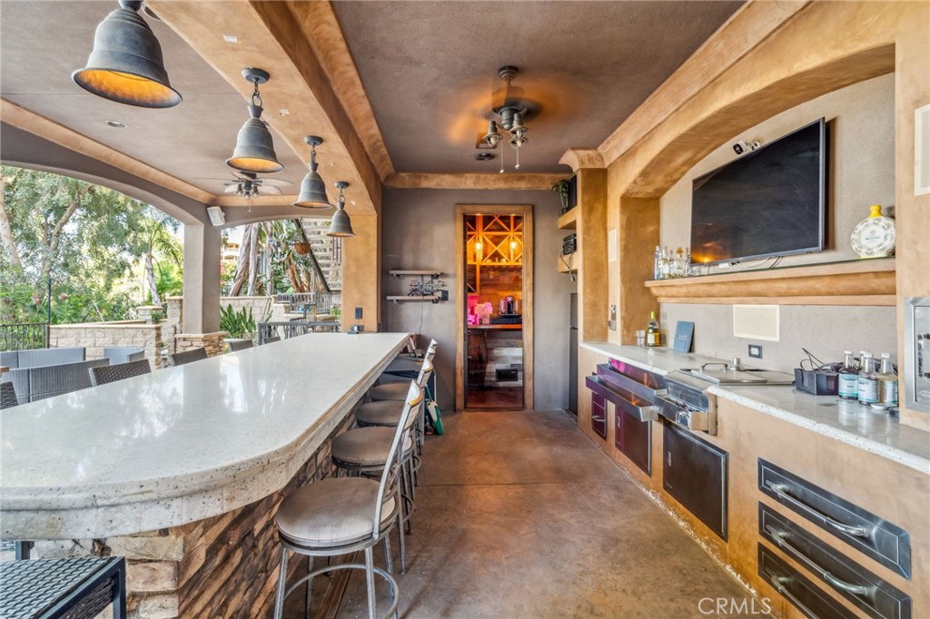 22430 Canyon Lake Drive S