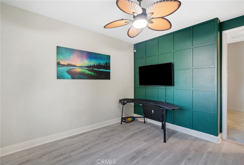 22430 Canyon Lake Drive S