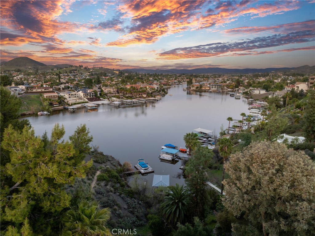 22430 Canyon Lake Drive S