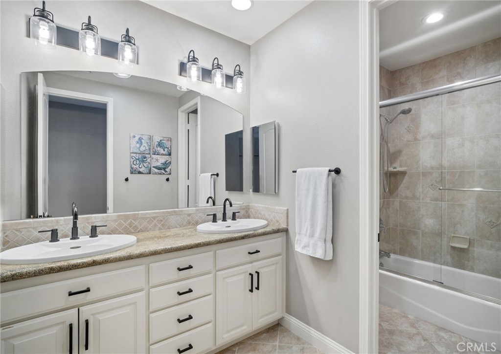 22430 Canyon Lake Drive S